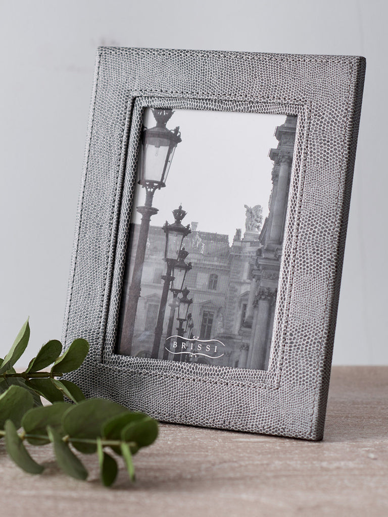 Grey Snake Photo Frame - 5x7 inches Picture Frames BRISSI