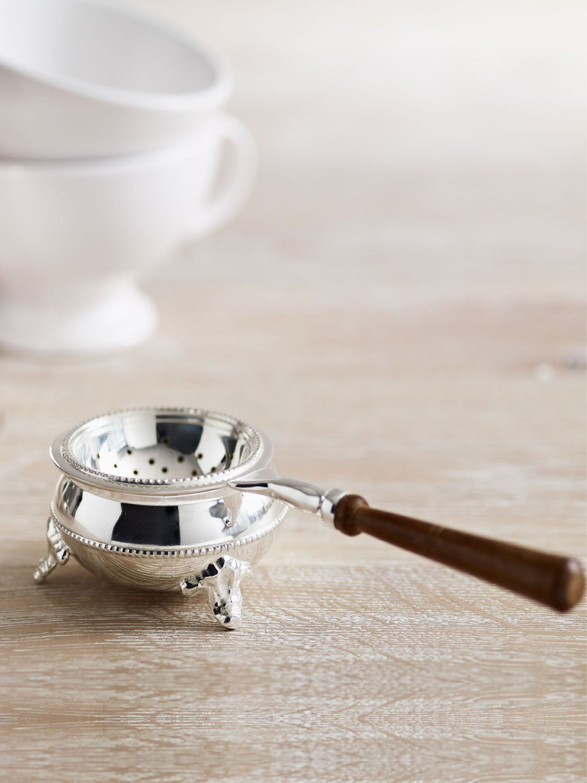 Tea Strainer - Silver Plated, Long Handle with Nest - Harney